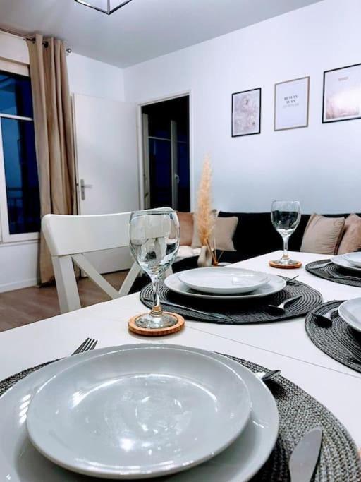 Lotus- 4 Min De Walt Disney-Arrivee Autonome-Parking Et Wifi Gratuit-Proche De Toutes Commodites 5Min De La Vallee Village شيسي المظهر الخارجي الصورة