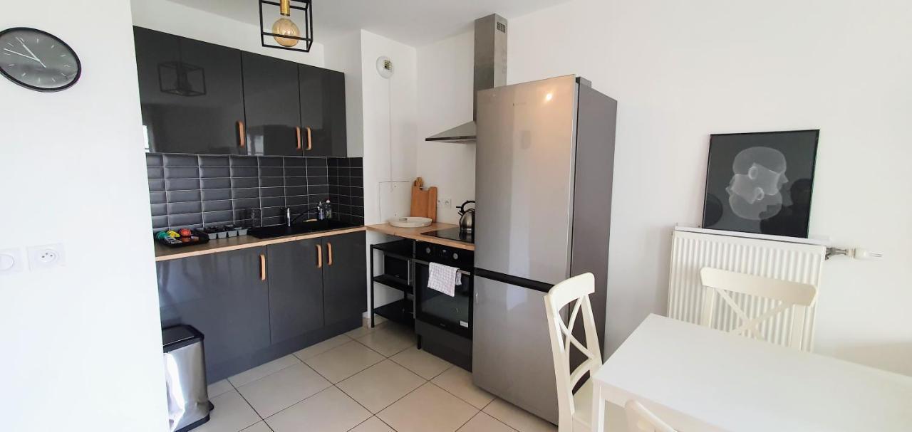 Lotus- 4 Min De Walt Disney-Arrivee Autonome-Parking Et Wifi Gratuit-Proche De Toutes Commodites 5Min De La Vallee Village شيسي المظهر الخارجي الصورة