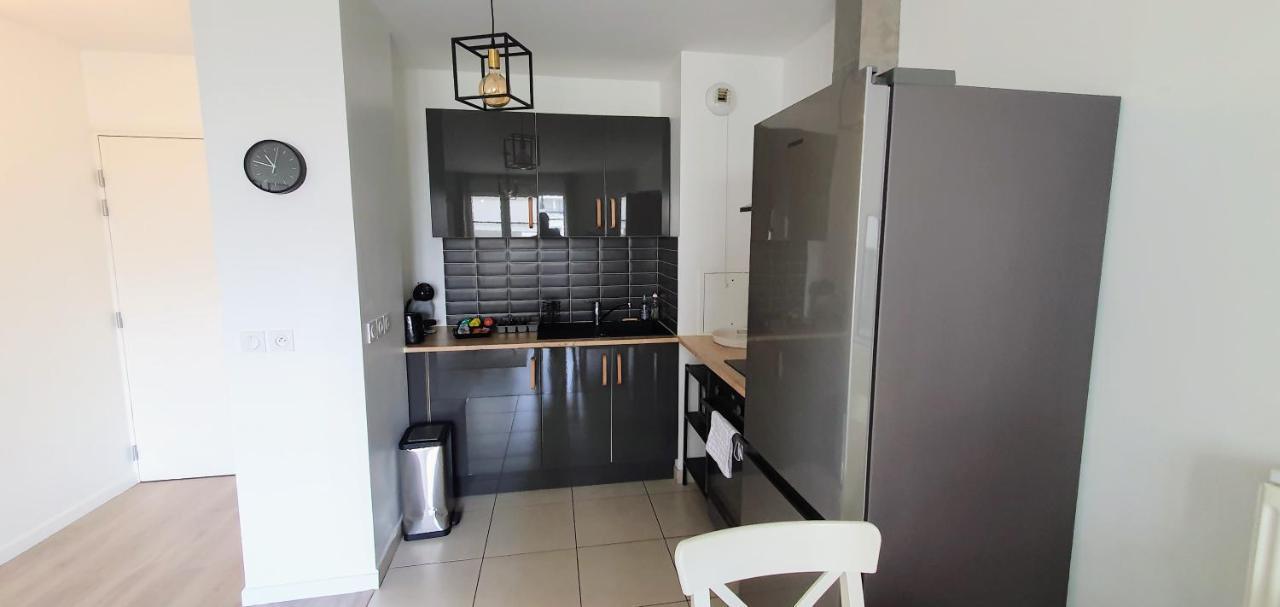 Lotus- 4 Min De Walt Disney-Arrivee Autonome-Parking Et Wifi Gratuit-Proche De Toutes Commodites 5Min De La Vallee Village شيسي المظهر الخارجي الصورة